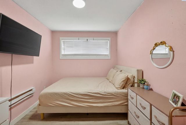 1713 N 10th Ave, Pasco, WA 99301