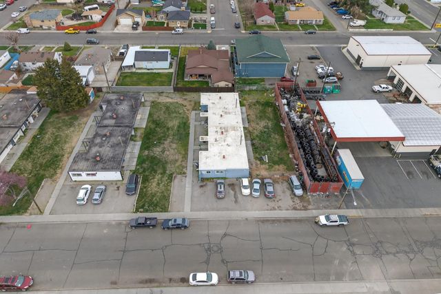 1713 N 10th Ave, Pasco, WA 99301