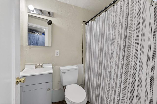 1713 N 10th Ave, Pasco, WA 99301