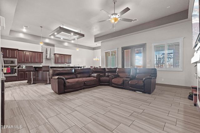 7379 MULE TEAM Drive, El Paso, TX 79911