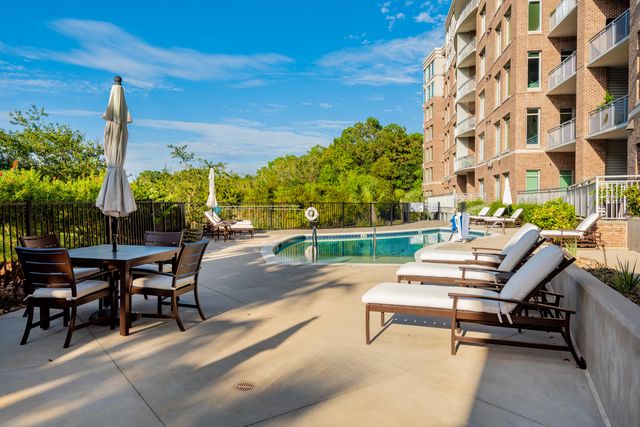 155 Wingo Way 413, Mount Pleasant, SC 29464