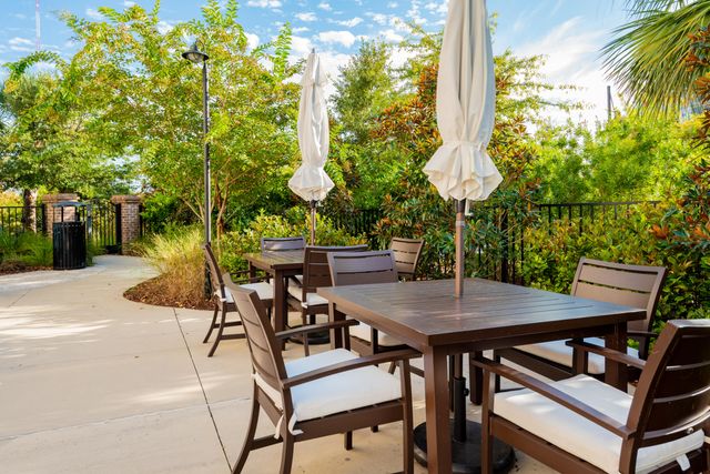 155 Wingo Way 413, Mount Pleasant, SC 29464