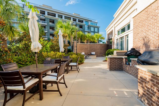 155 Wingo Way 413, Mount Pleasant, SC 29464