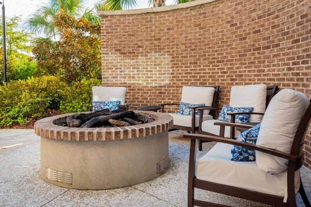 155 Wingo Way 413, Mount Pleasant, SC 29464