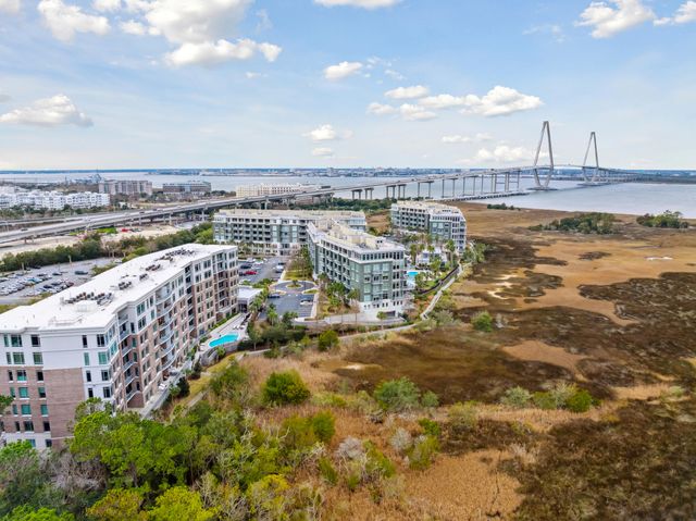 155 Wingo Way 413, Mount Pleasant, SC 29464