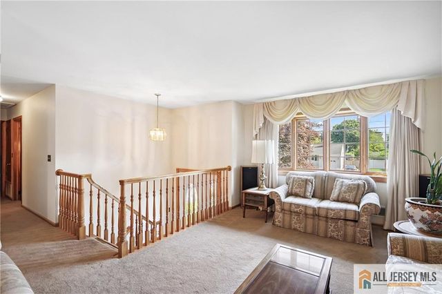 8 Stafford Drive, Piscataway, NJ 08854