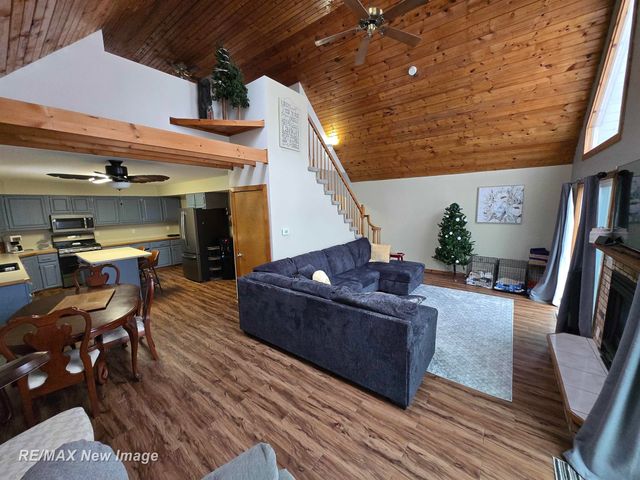 3837 S Pine Road, Billings Twp, MI 48612