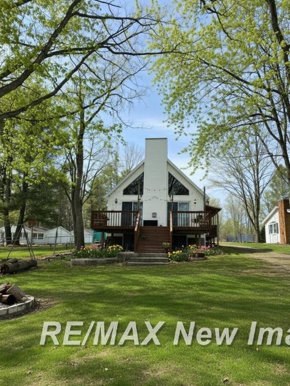 3837 S Pine Road, Billings Twp, MI 48612