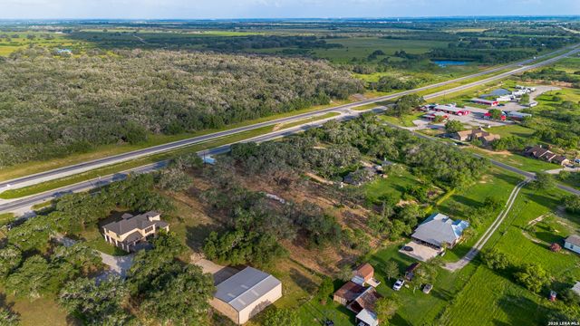 13117 N HWY 16, Poteet, TX 78065