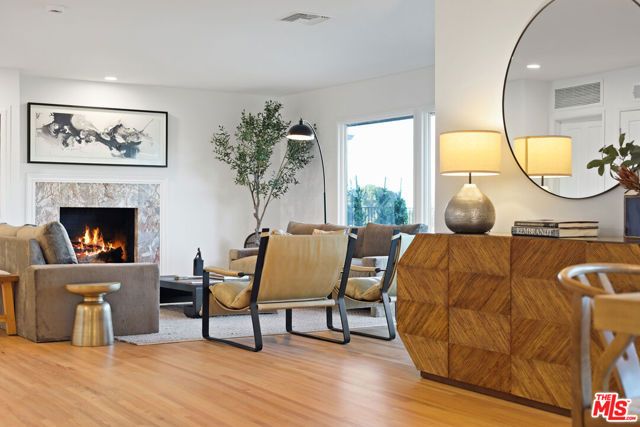 11107 Mountcastle Drive, Studio City (los Angeles), CA 91604