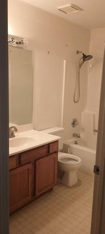 1525 Springfield Drive, Lexington, KY 40515