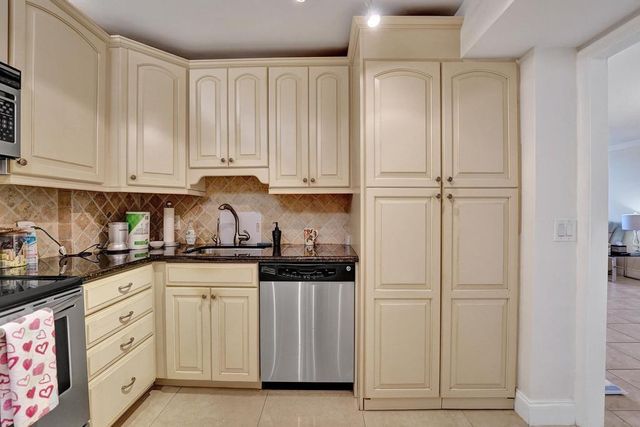 2000 S Ocean Blvd 4C, Lauderdale By The Sea, FL 33062