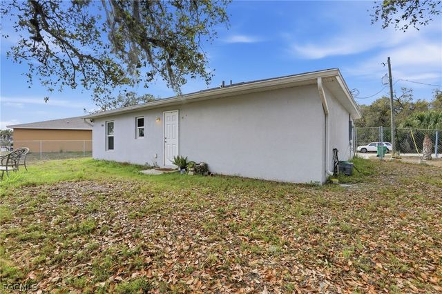 6031 N Moss CIR, Labelle, FL 33935