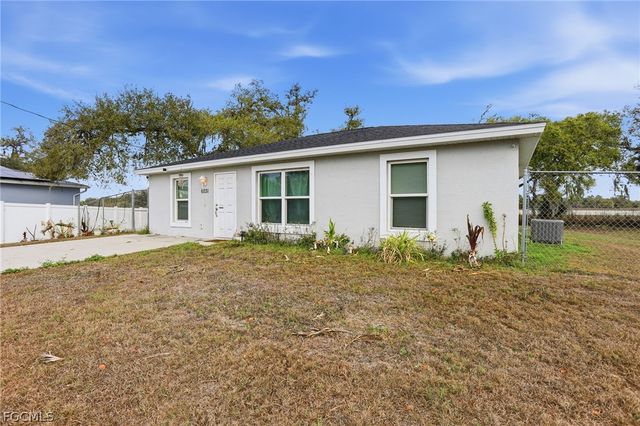 6031 N Moss CIR, Labelle, FL 33935