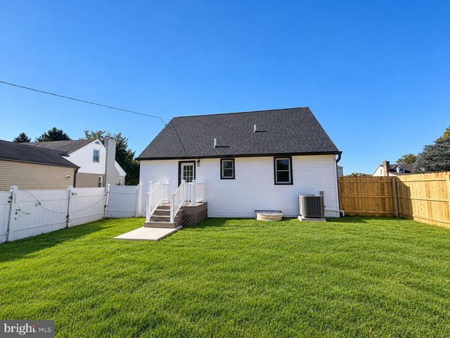 1341 CORRY AVE, Bensalem, PA 19020