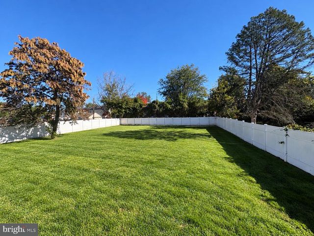 1341 CORRY AVE, Bensalem, PA 19020