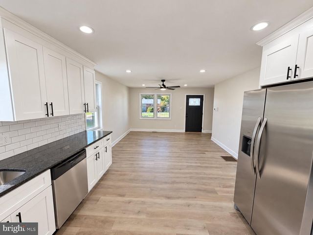 1341 CORRY AVE, Bensalem, PA 19020