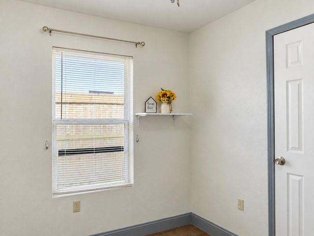 2402 Raymond Street, Pasadena, TX 77506