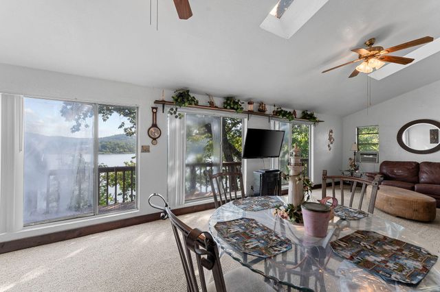 262 Grand Slam Avenue, Cape Fair, MO 65624