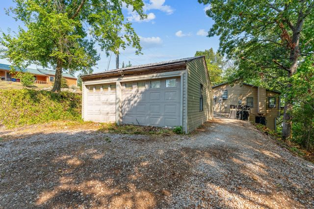 262 Grand Slam Avenue, Cape Fair, MO 65624