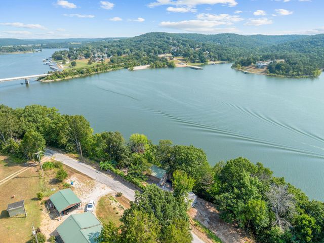 262 Grand Slam Avenue, Cape Fair, MO 65624