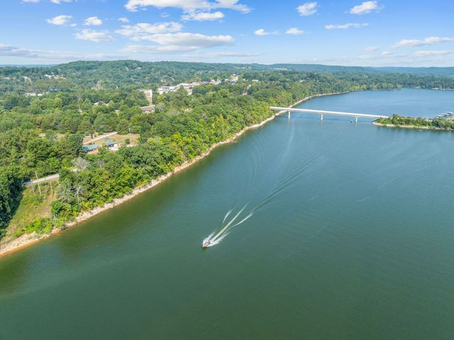 262 Grand Slam Avenue, Cape Fair, MO 65624