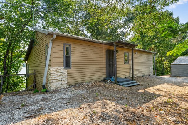 262 Grand Slam Avenue, Cape Fair, MO 65624