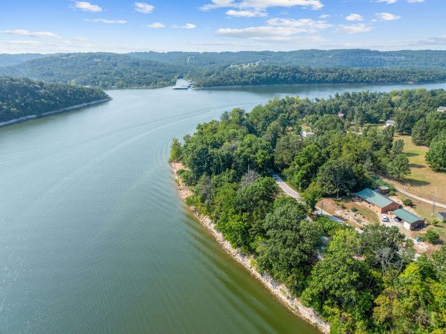 262 Grand Slam Avenue, Cape Fair, MO 65624