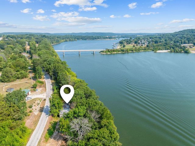 262 Grand Slam Avenue, Cape Fair, MO 65624