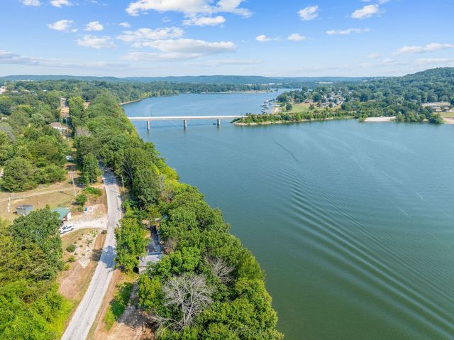 262 Grand Slam Avenue, Cape Fair, MO 65624