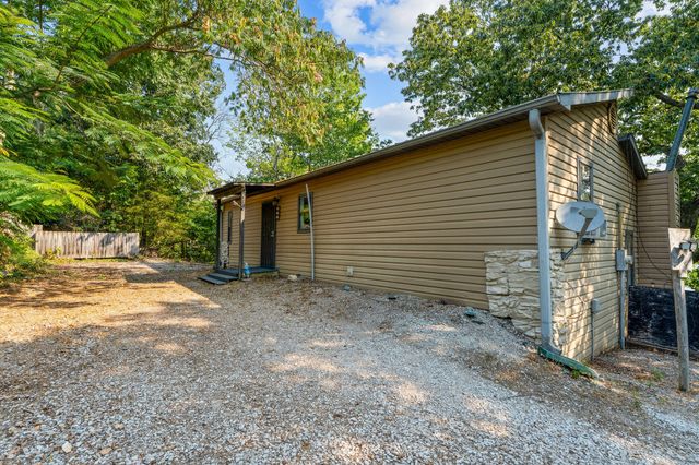 262 Grand Slam Avenue, Cape Fair, MO 65624