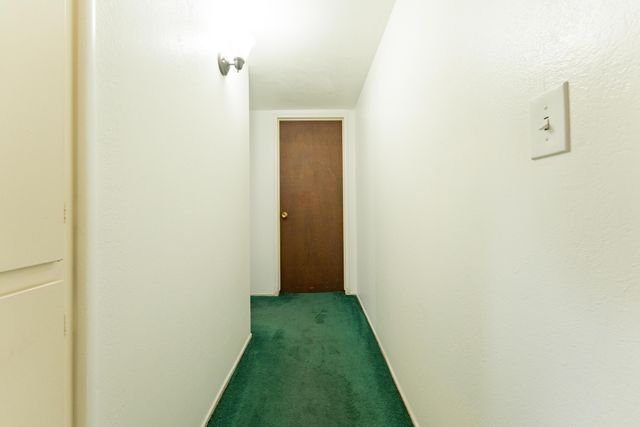 2035 E Kern Avenue, Tulare, CA 93274