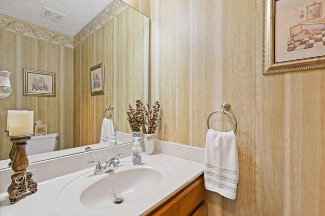 1625 Rushing River Way, Suwanee, GA 30024