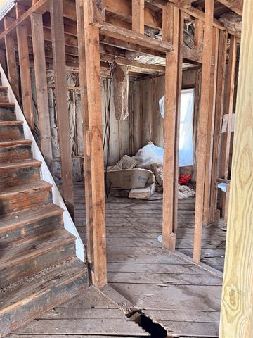 7 S Elm Street, Hesperia, MI 49421