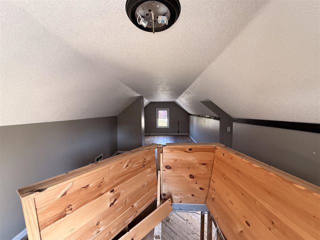 7 S Elm Street, Hesperia, MI 49421