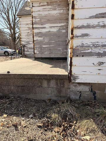 7 S Elm Street, Hesperia, MI 49421