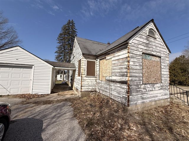 7 S Elm Street, Hesperia, MI 49421