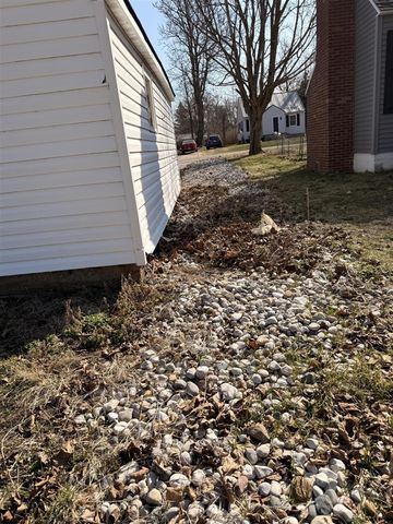 7 S Elm Street, Hesperia, MI 49421