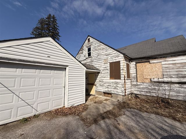 7 S Elm Street, Hesperia, MI 49421