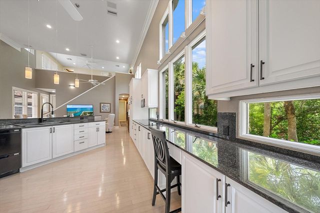 617 WESTON POINTE COURT, Longboat Key, FL 34228