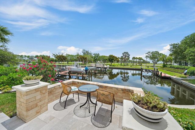 617 WESTON POINTE COURT, Longboat Key, FL 34228