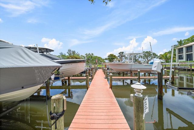 617 WESTON POINTE COURT, Longboat Key, FL 34228