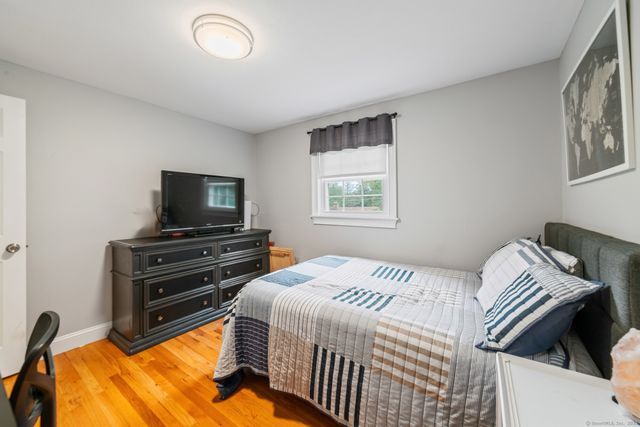 38 East Ridge Drive, Middlebury, CT 06762