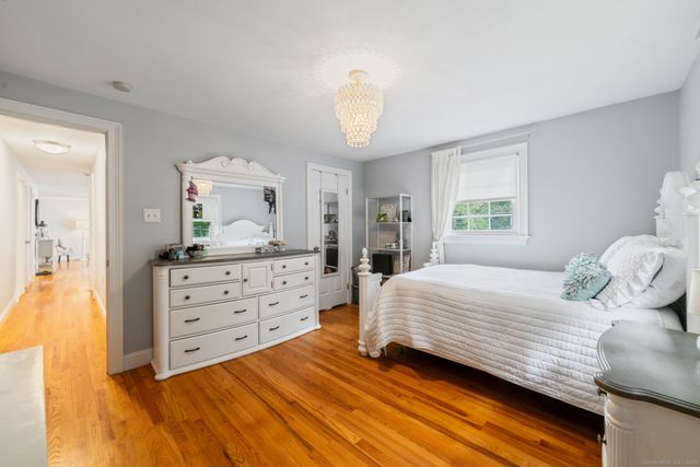 38 East Ridge Drive, Middlebury, CT 06762