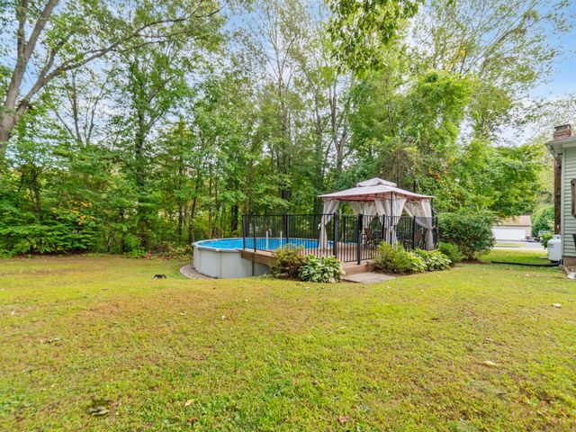 38 East Ridge Drive, Middlebury, CT 06762