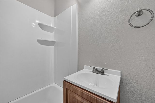 1938 El Paso Street, Grand Prairie, TX 75051