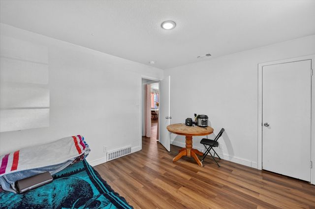 1938 El Paso Street, Grand Prairie, TX 75051