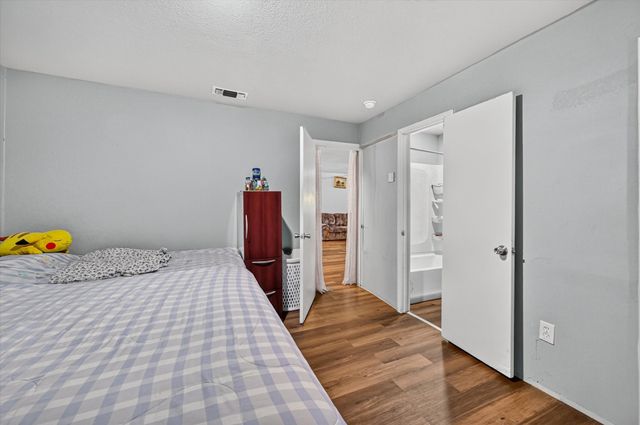 1938 El Paso Street, Grand Prairie, TX 75051