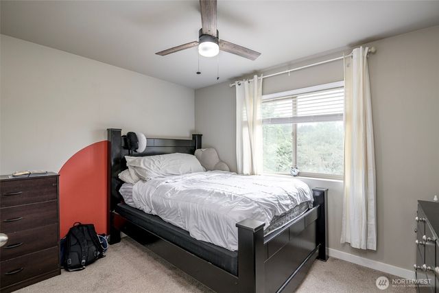 1941 Hardway Lane, Bremerton, WA 98312