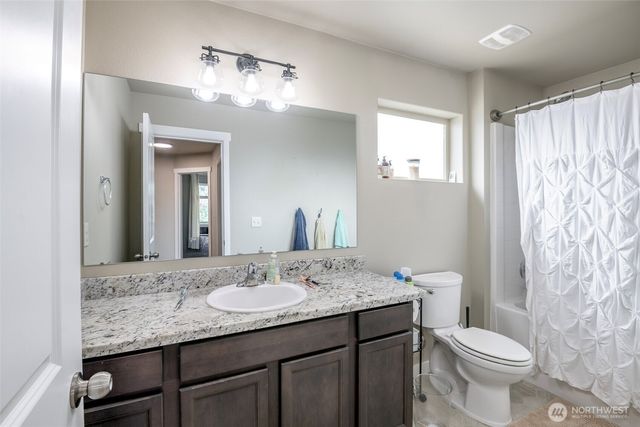 1941 Hardway Lane, Bremerton, WA 98312